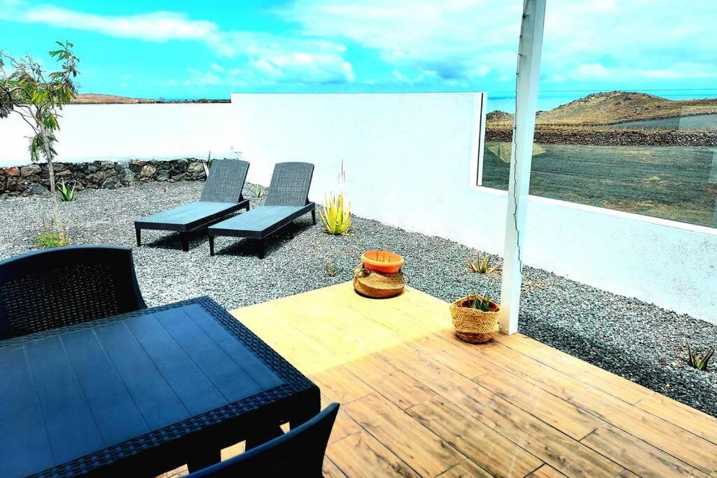 ティナホLanzarote Ocean Loft Bアパートメント エクステリア 写真