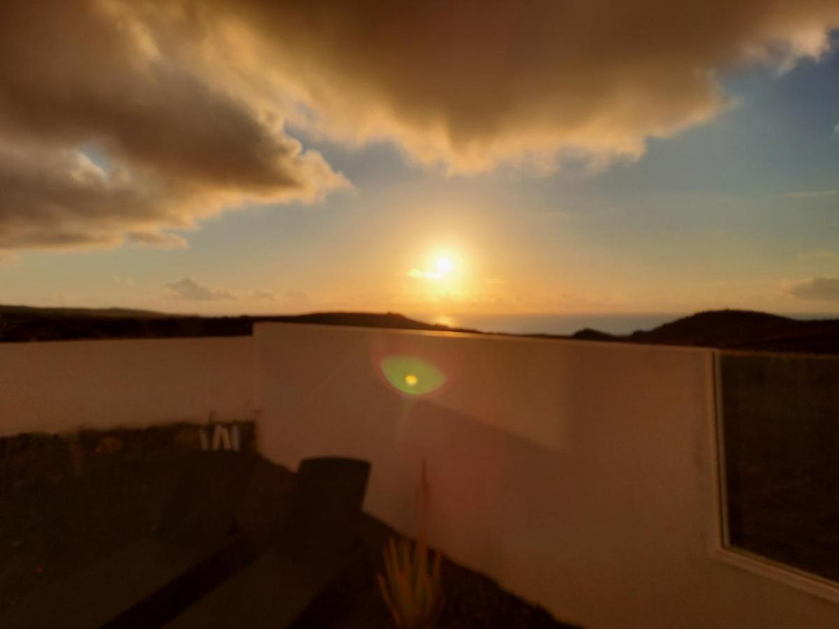 ティナホLanzarote Ocean Loft Bアパートメント エクステリア 写真